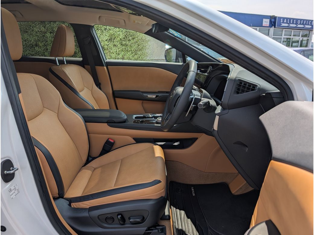 2023 Lexus RZ