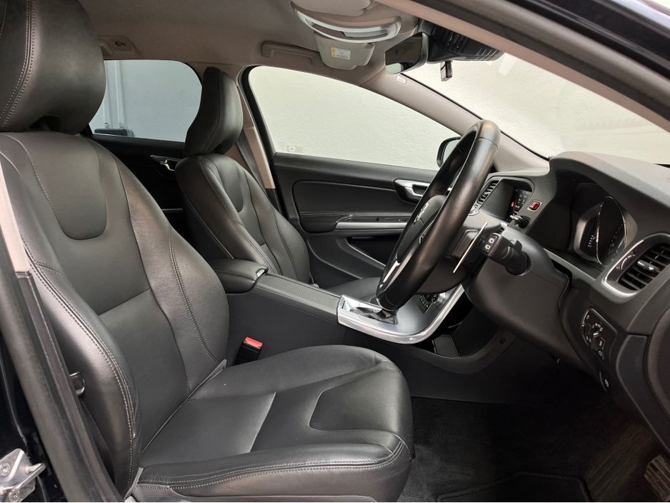 2018 Volvo V60