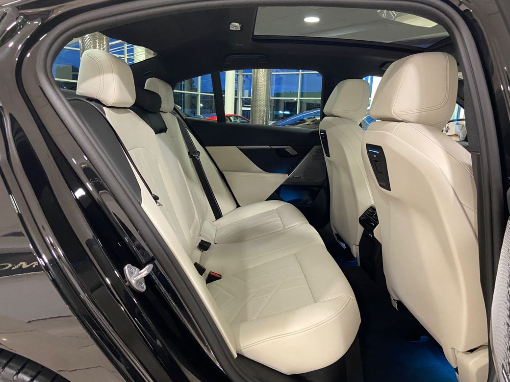 2025 BMW 5 Series