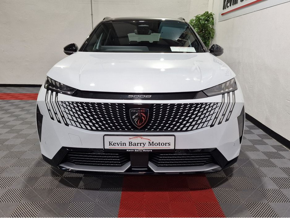2024 Peugeot 5008