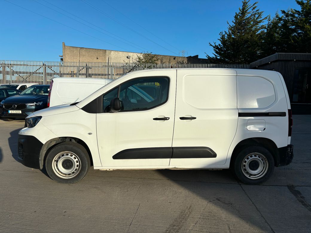 2021 Peugeot Partner