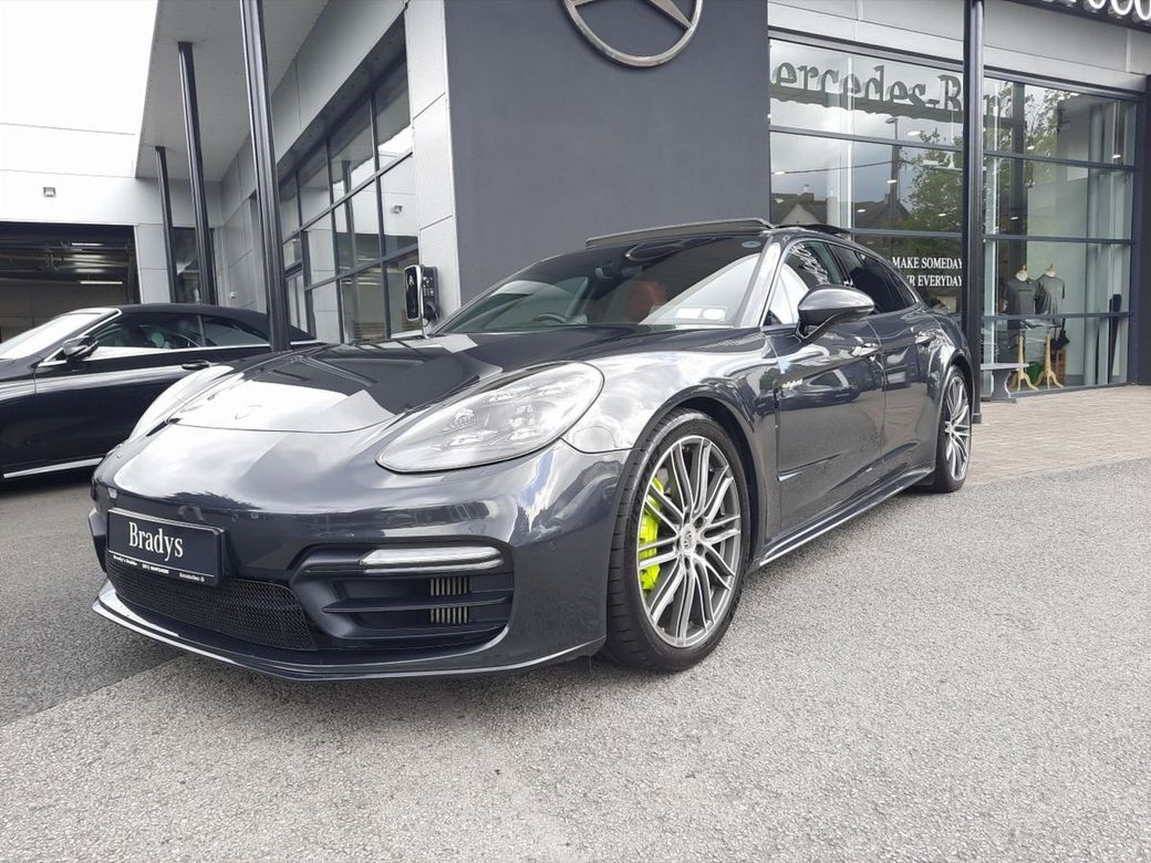2020 Porsche Panamera