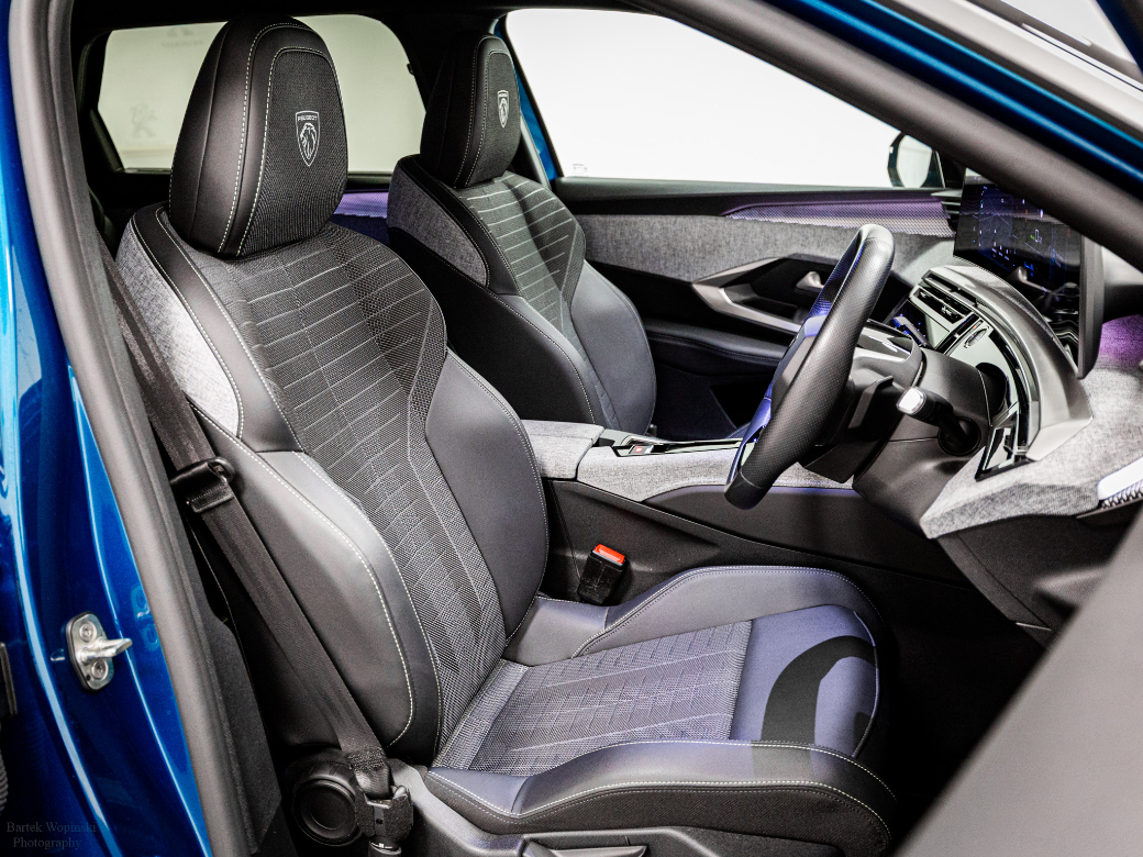 2025 Peugeot 5008