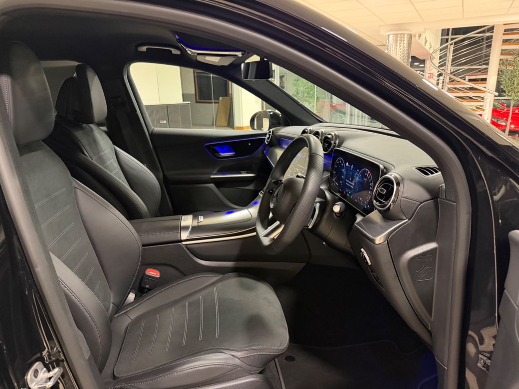 2025 Mercedes-Benz GLC Class