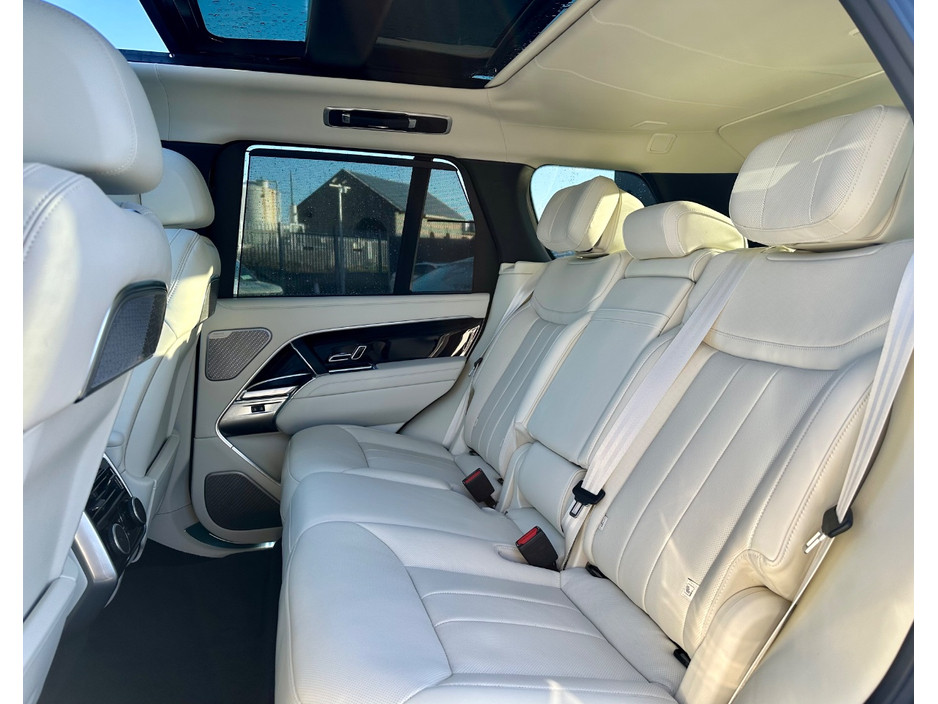 2025 Land Rover Range Rover