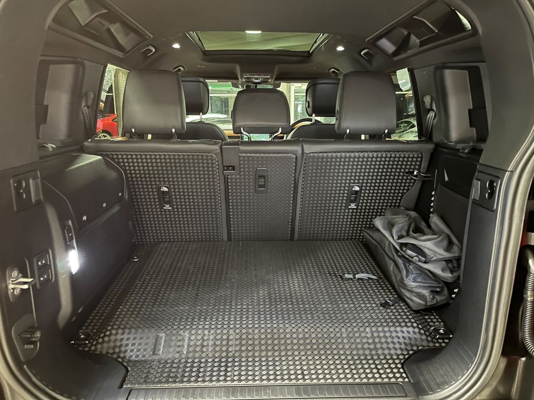 2023 Land Rover Defender