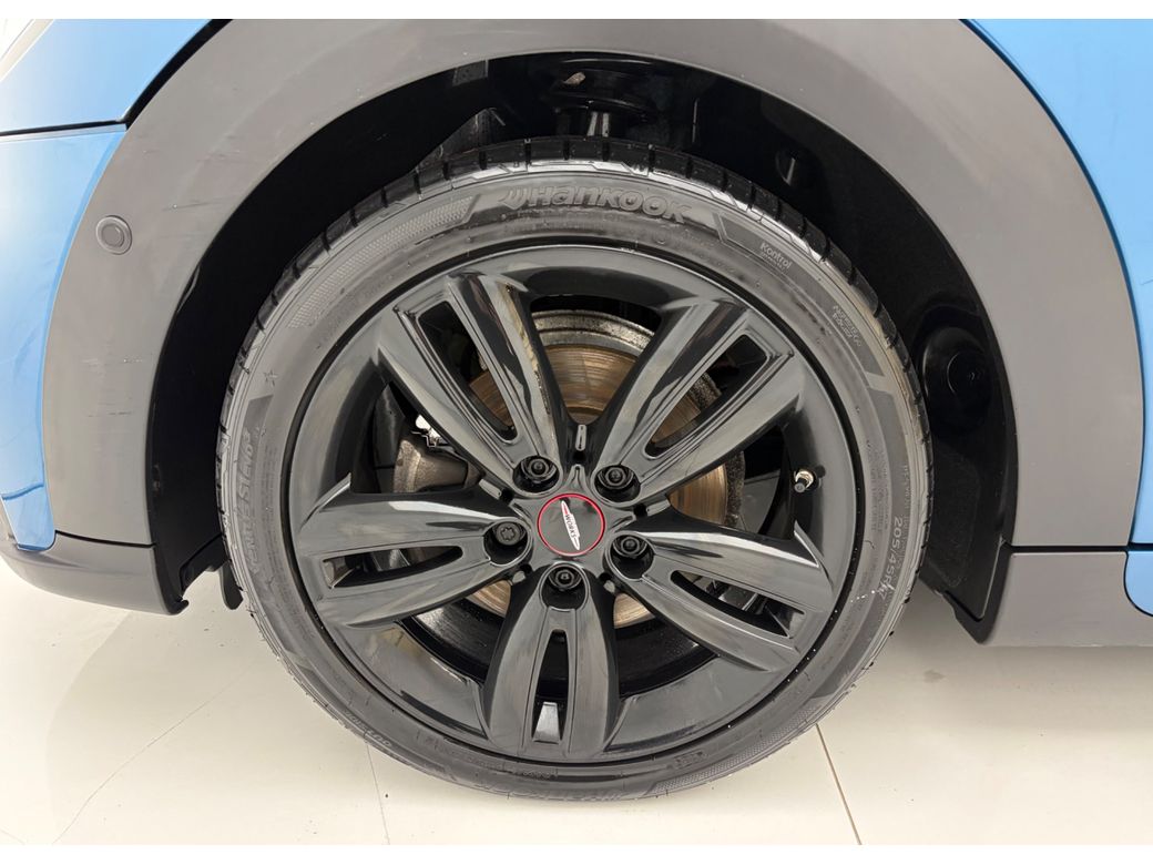 2022 Mini Hatch