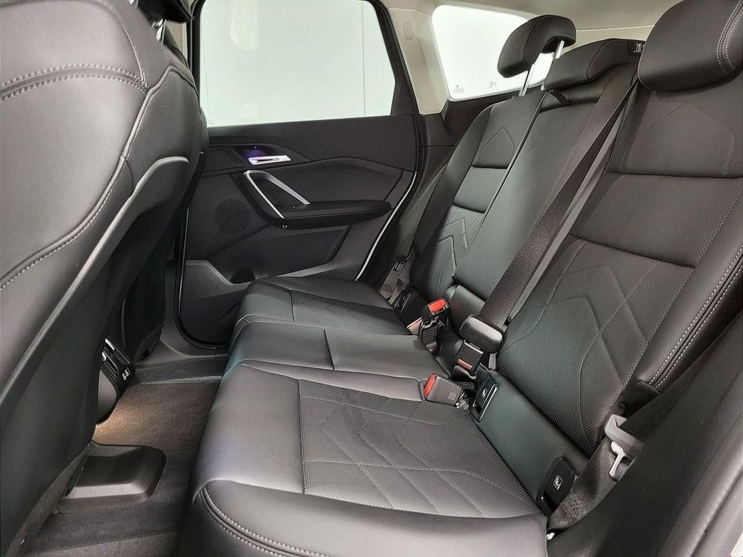 2024 BMW X1
