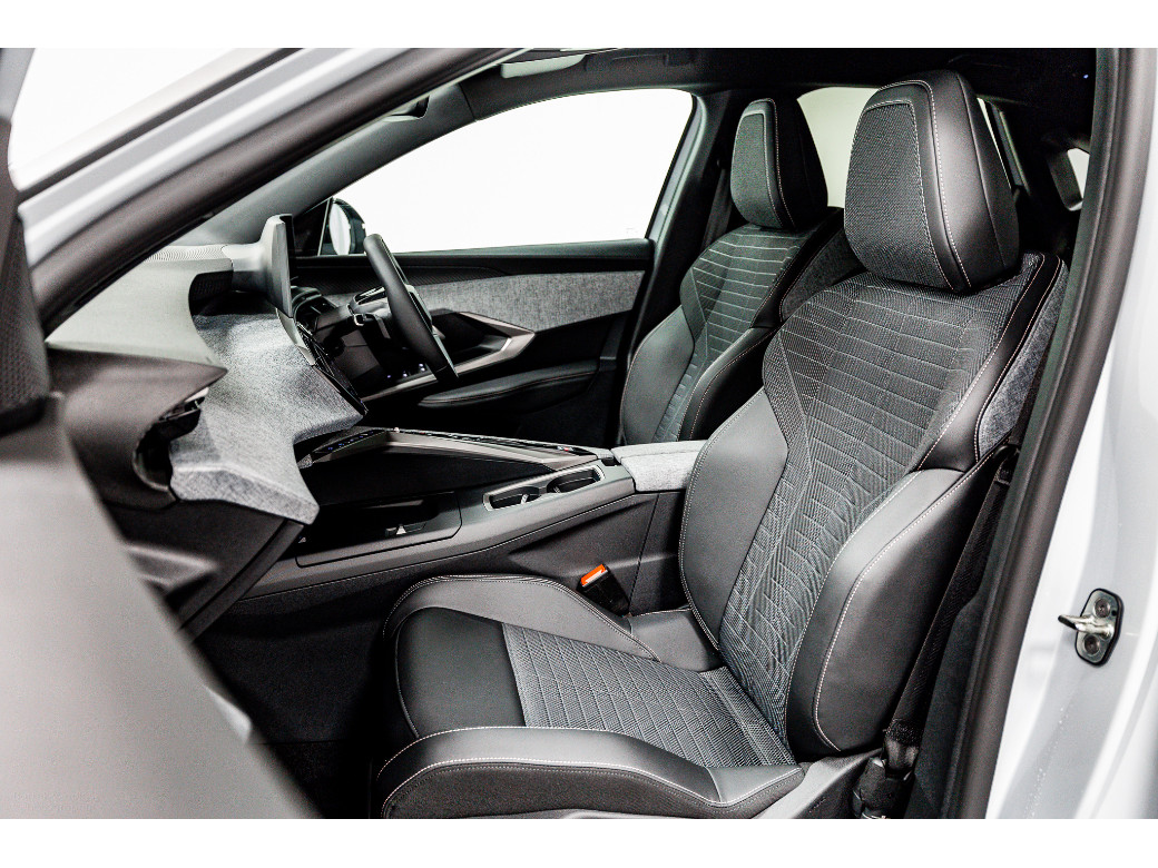 2025 Peugeot 3008