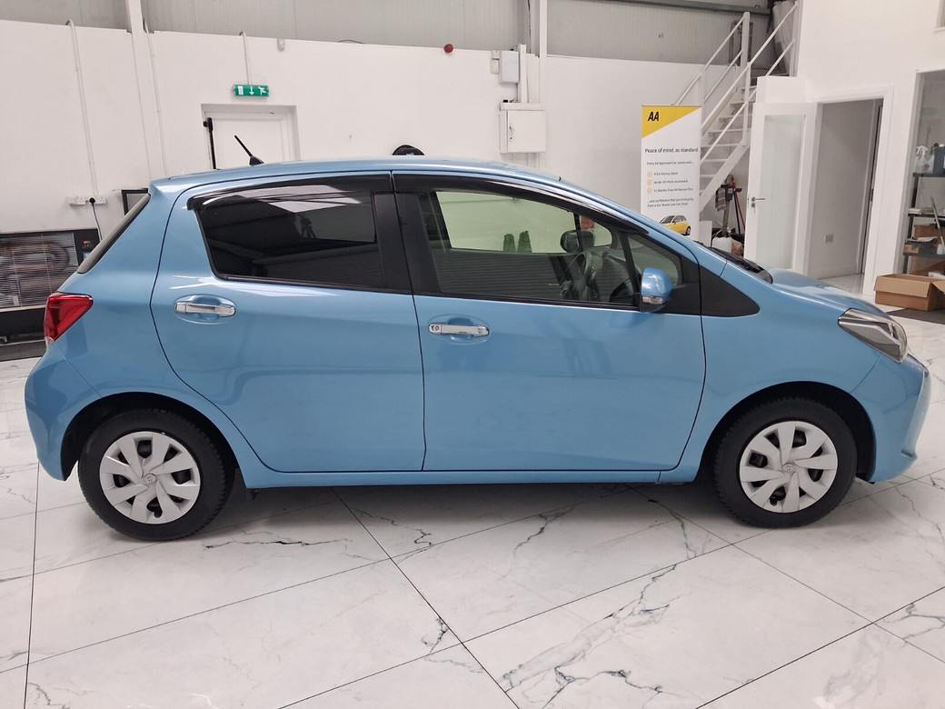2016 Toyota Vitz