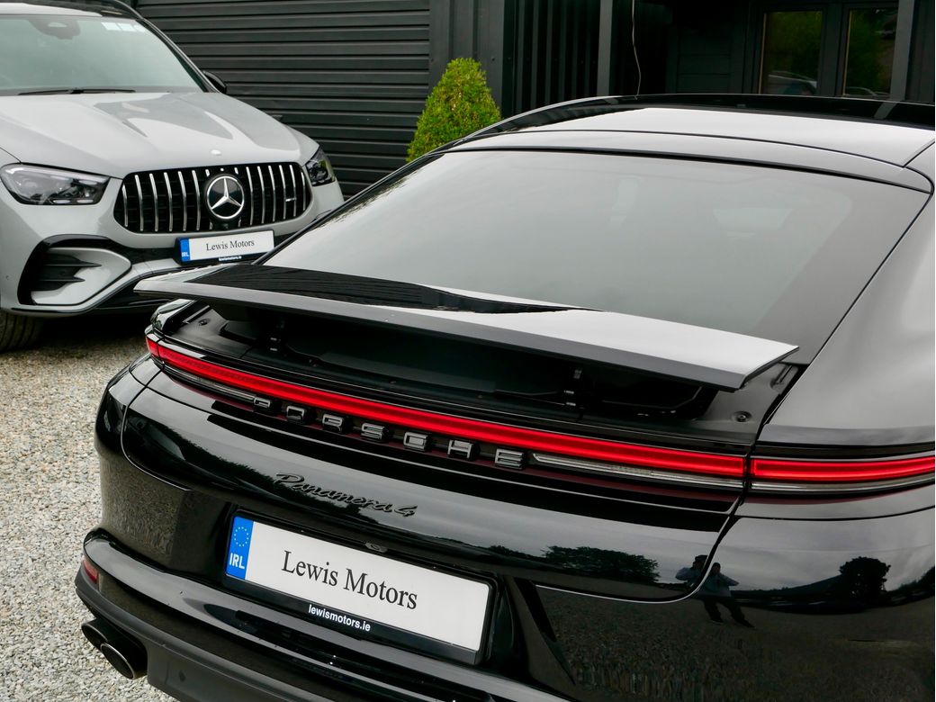 2025 Porsche Panamera
