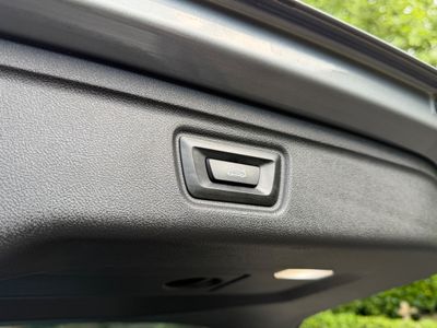 2024 BMW 330