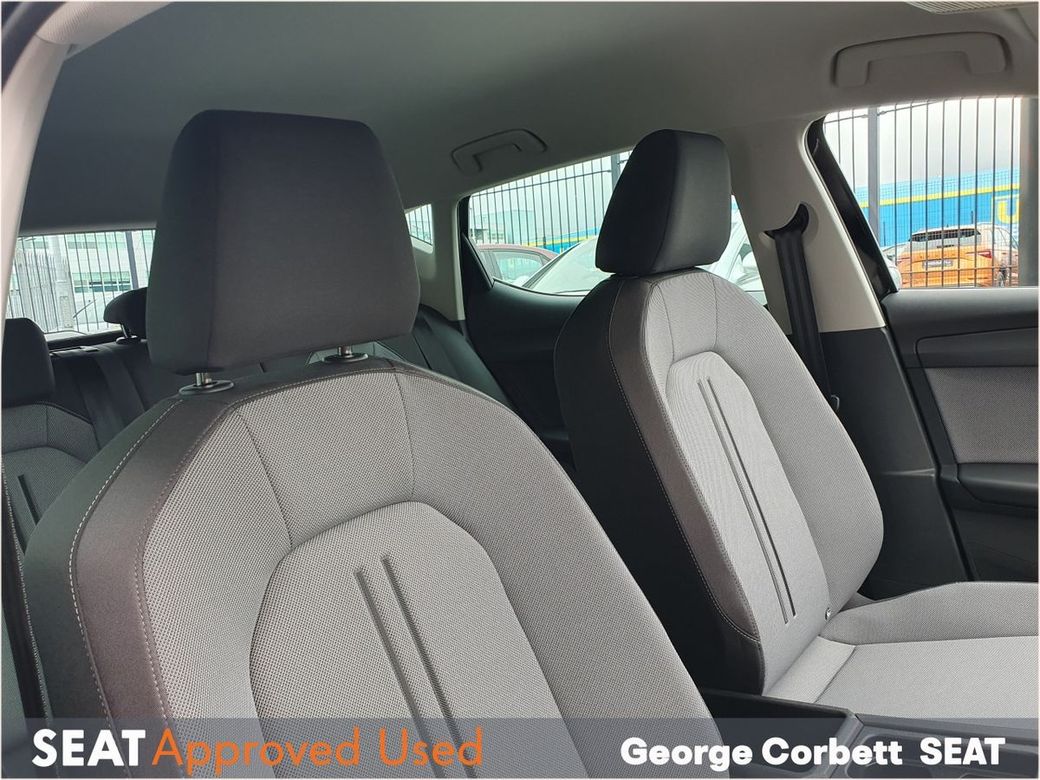 2025 SEAT Leon