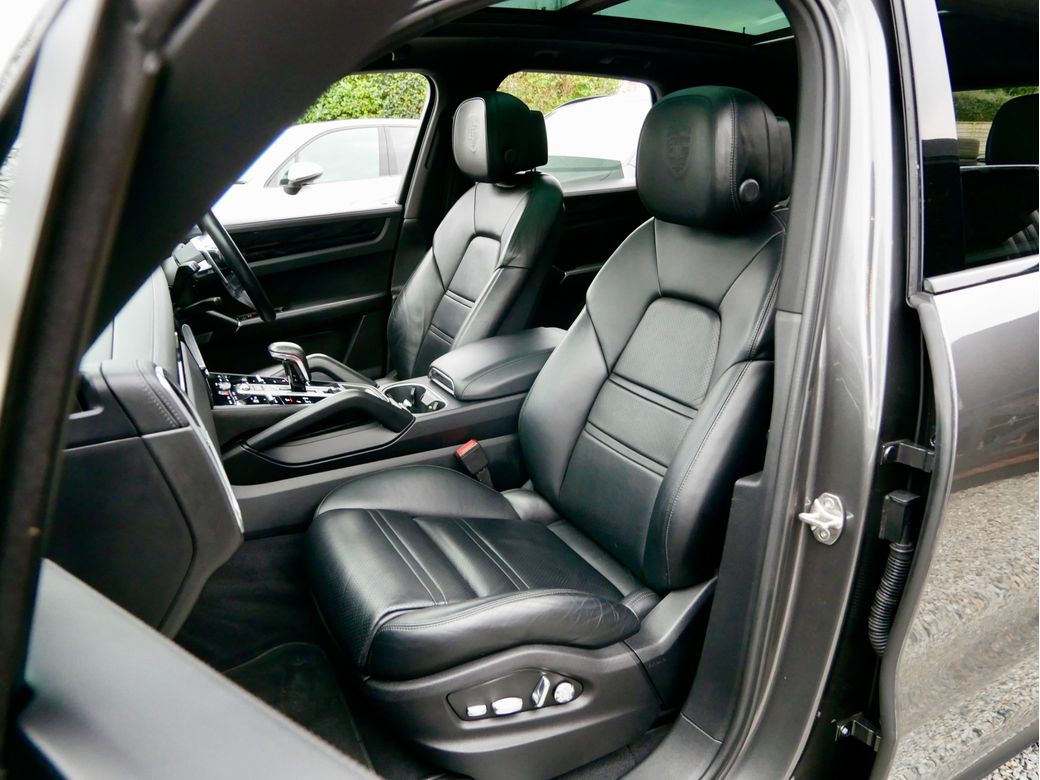 2020 Porsche Cayenne