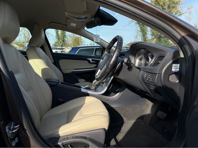 2016 Volvo V60