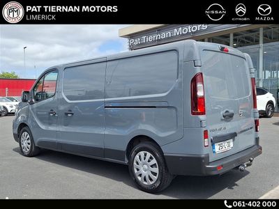2025 Nissan Primastar
