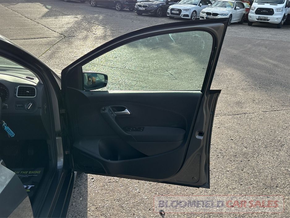 2014 Volkswagen Polo