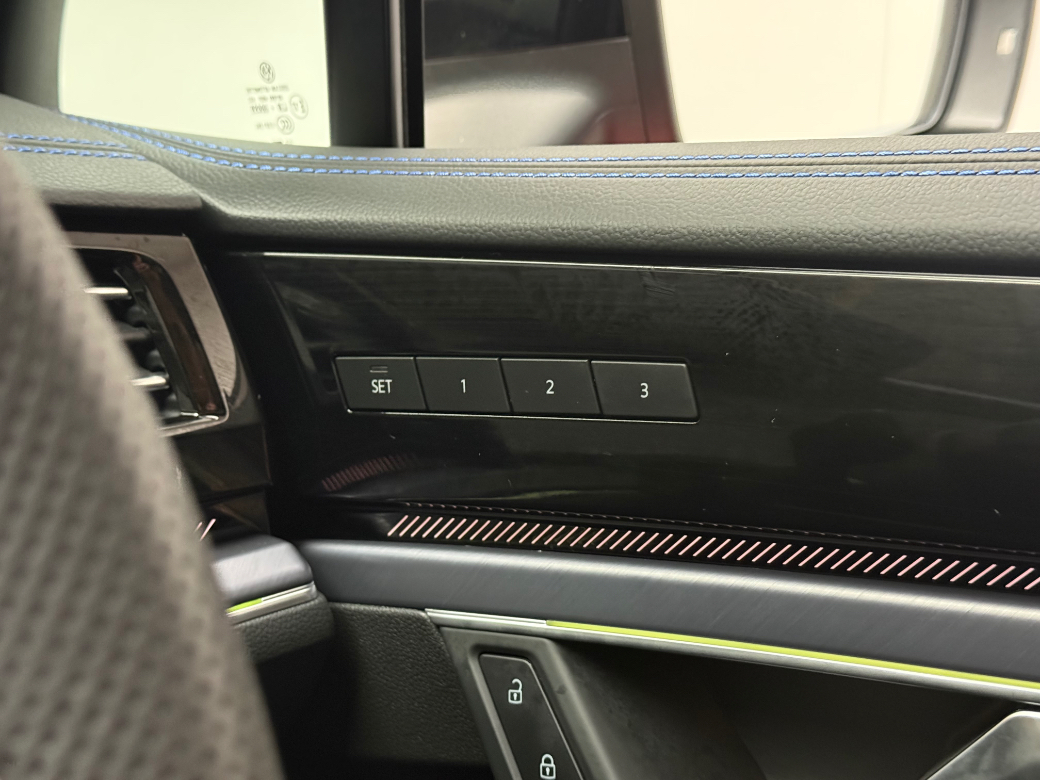 2025 Volkswagen Touareg