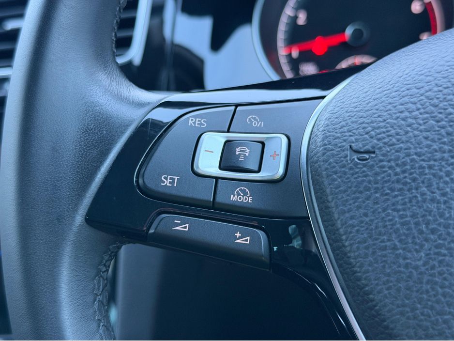 2017 Volkswagen Golf