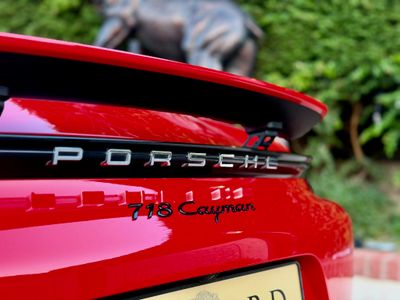 2023 Porsche 718 Cayman