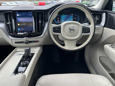 2022 Volvo XC60