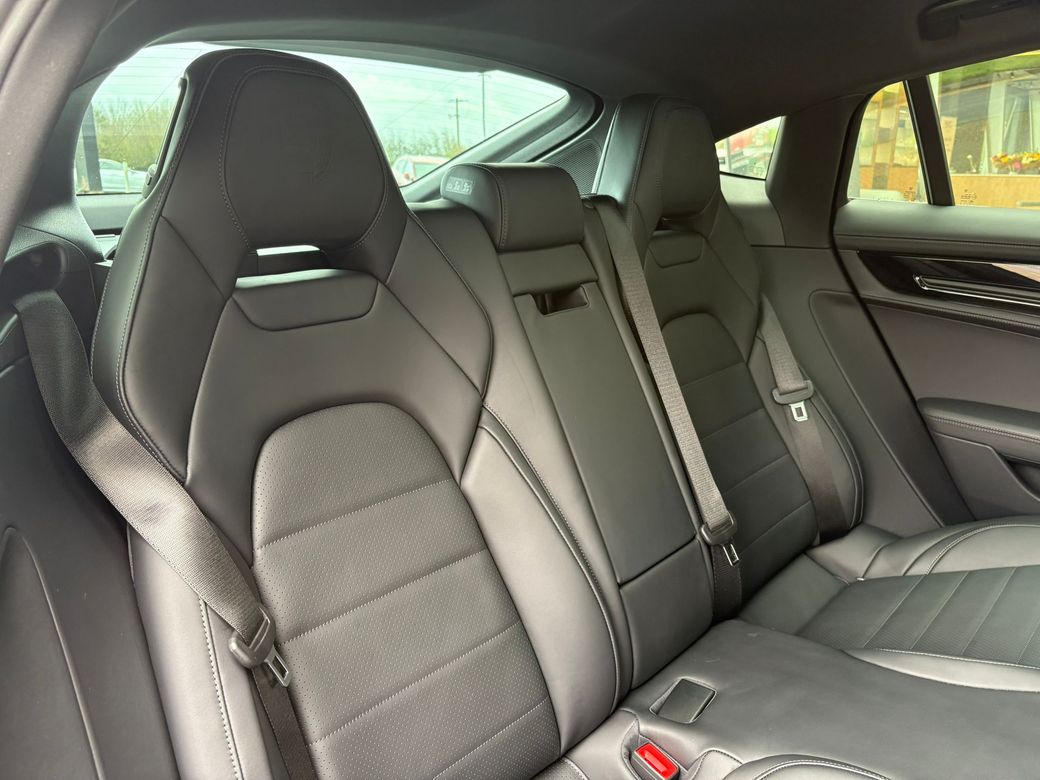 2025 Porsche Panamera