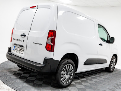 2024 Peugeot Partner
