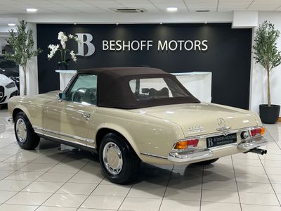 1971 Mercedes-Benz SL Class