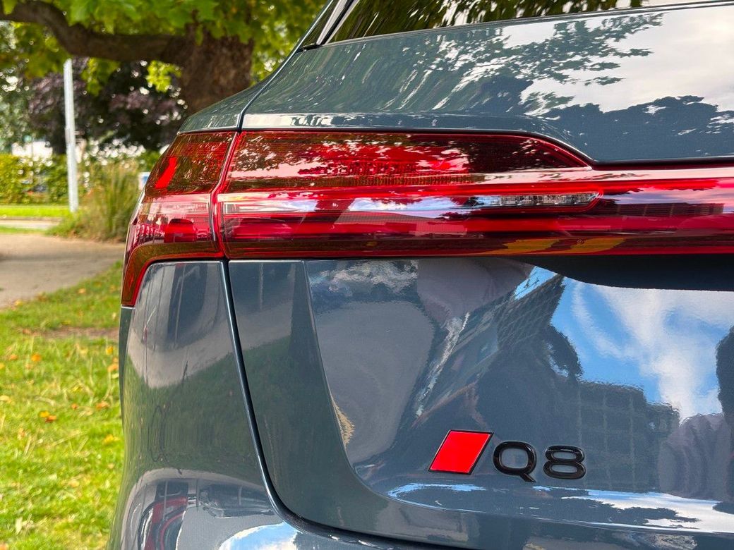 2024 Audi Q8 e-tron