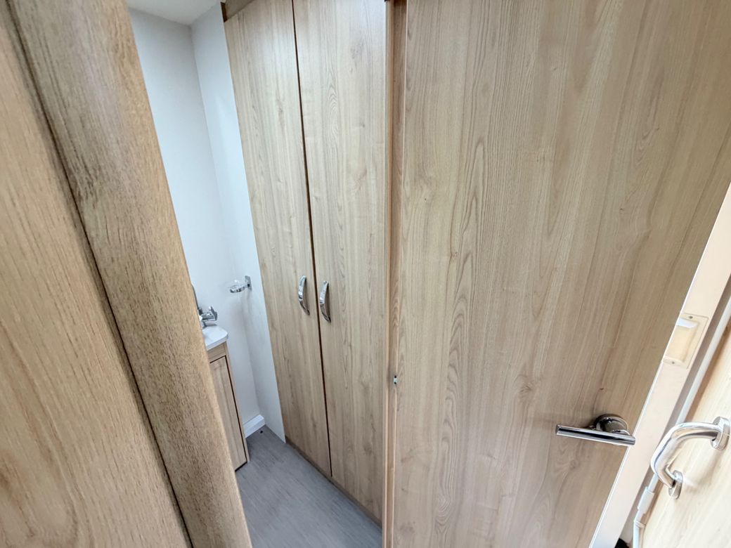 2016 ELDDIS EVOLUTION 175 R.H.D LOW PROFILE 