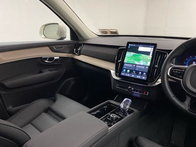 2025 Volvo XC90