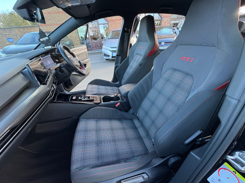 2024 Volkswagen Golf