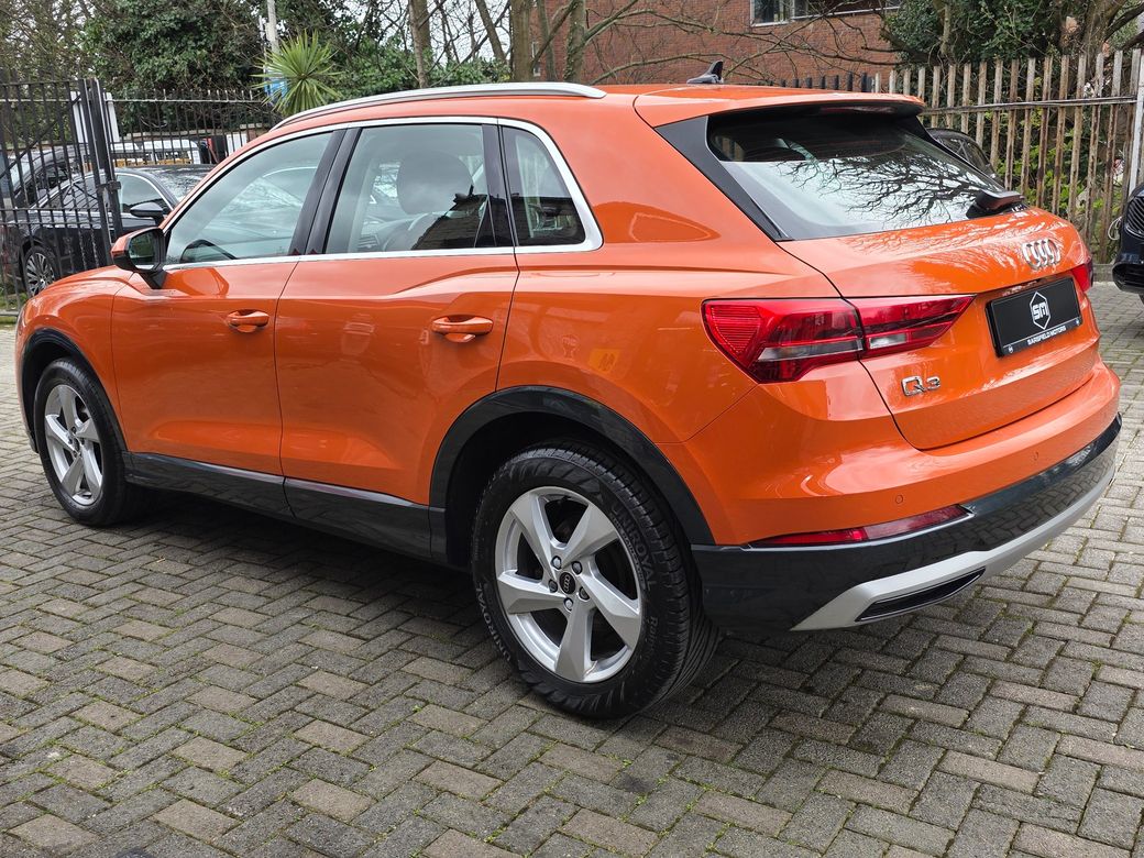 2022 Audi Q3