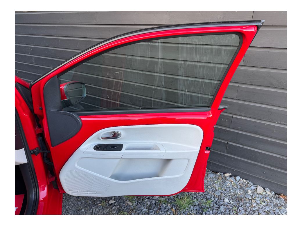 2013 Volkswagen up!