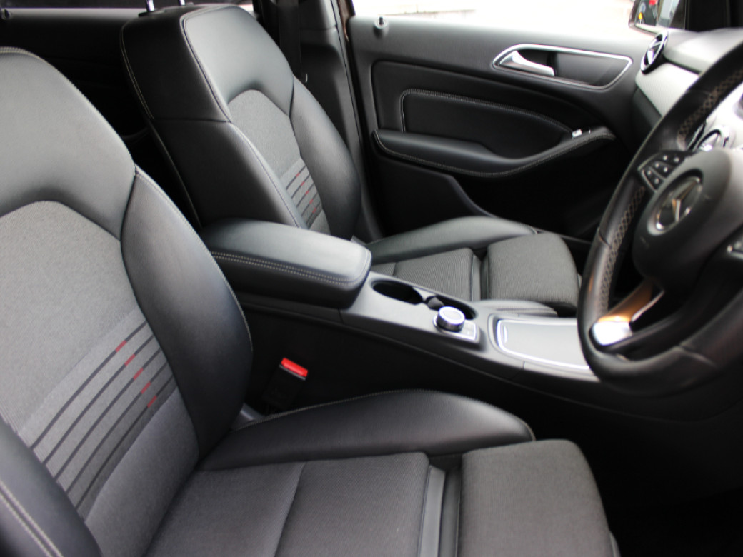 2018 Mercedes-Benz B 180