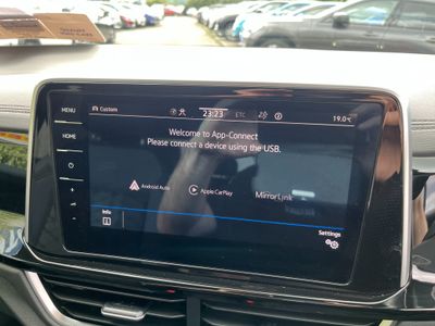 2023 Volkswagen T-Roc