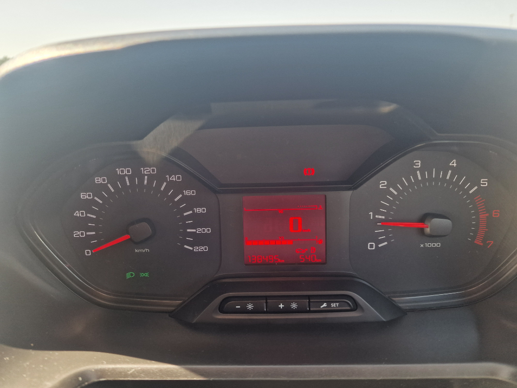 2022 Peugeot Partner