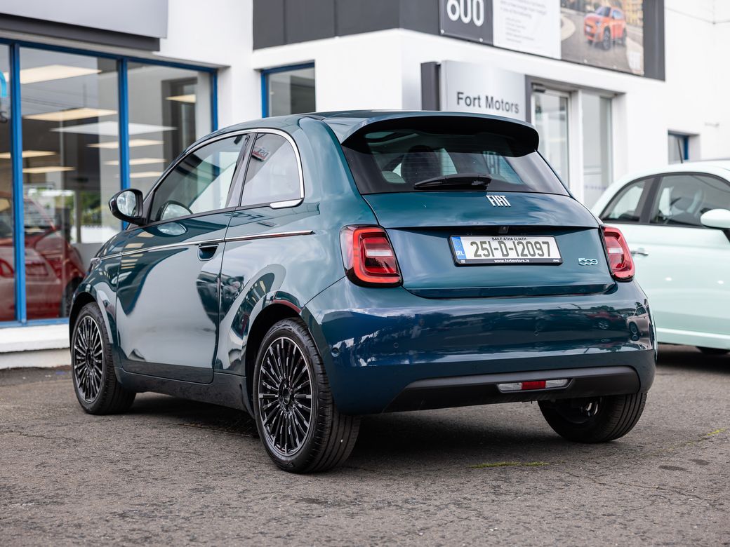 2025 Fiat 500