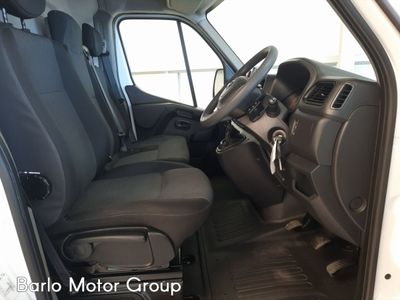 2022 Nissan Interstar