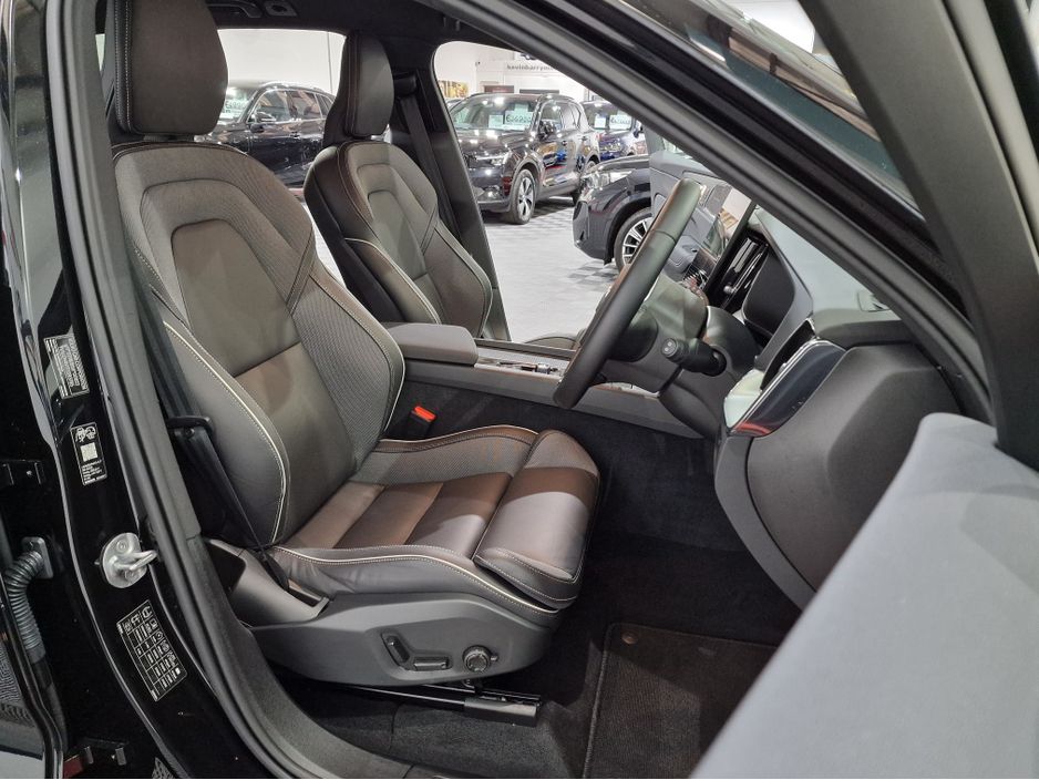 2025 Volvo XC60