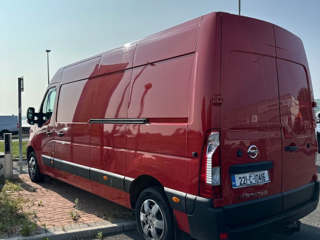 2022 Nissan Interstar