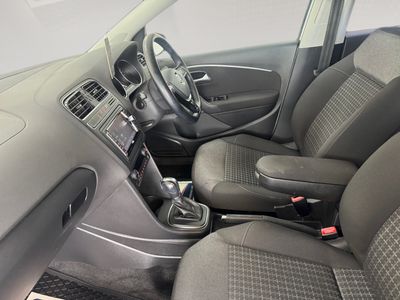 2017 Volkswagen Polo