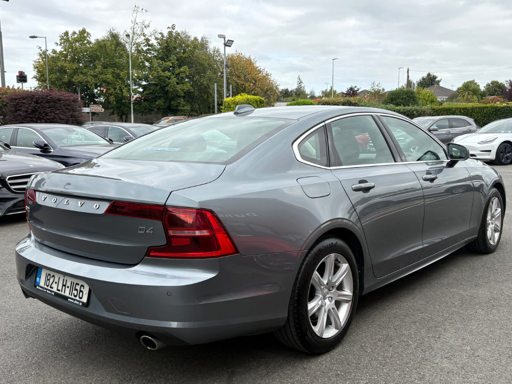 2018 Volvo S90