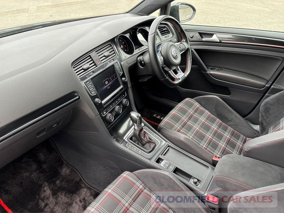 2014 Volkswagen Golf