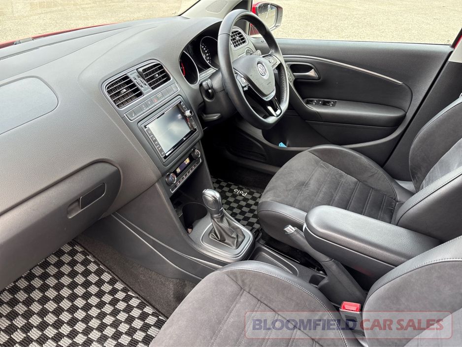 2017 Volkswagen Polo
