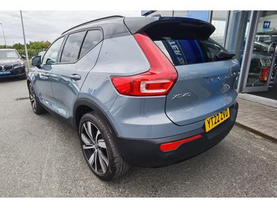 2022 Volvo XC40