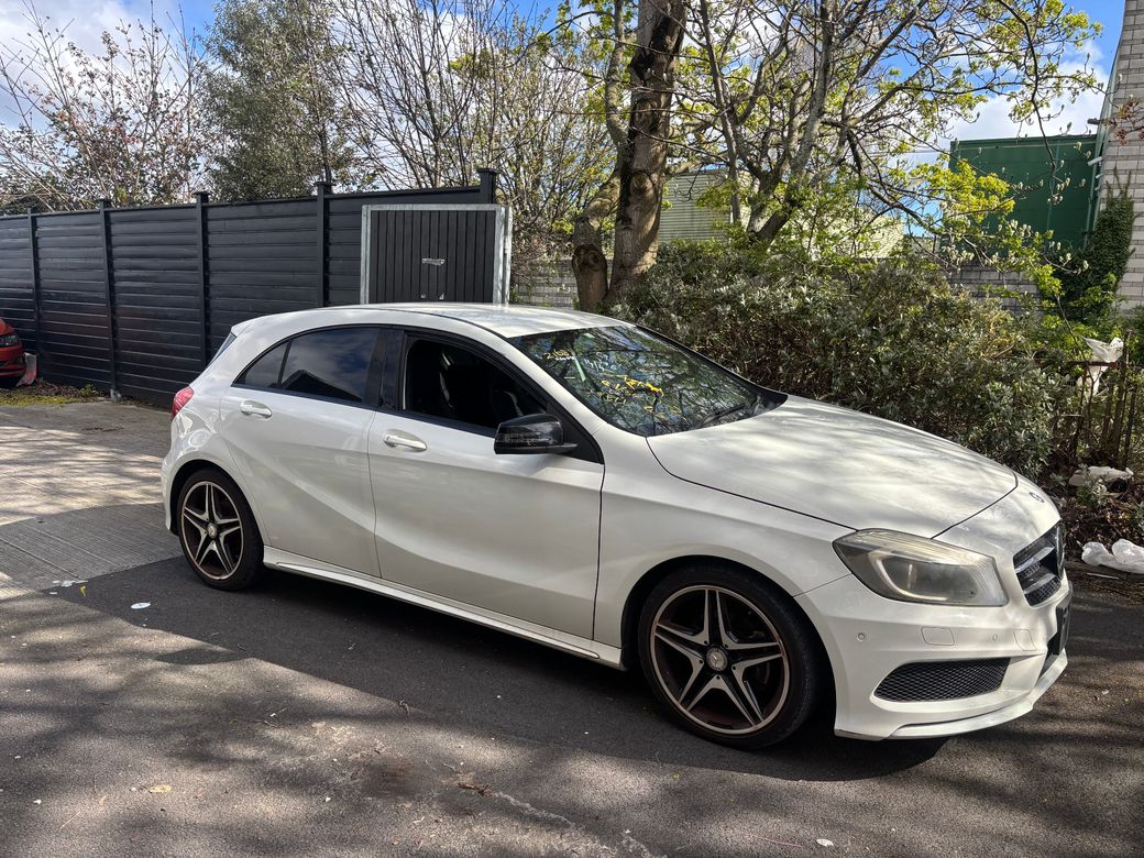 2014 Mercedes-Benz A 180
