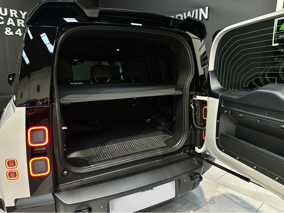 2026 Land Rover Defender