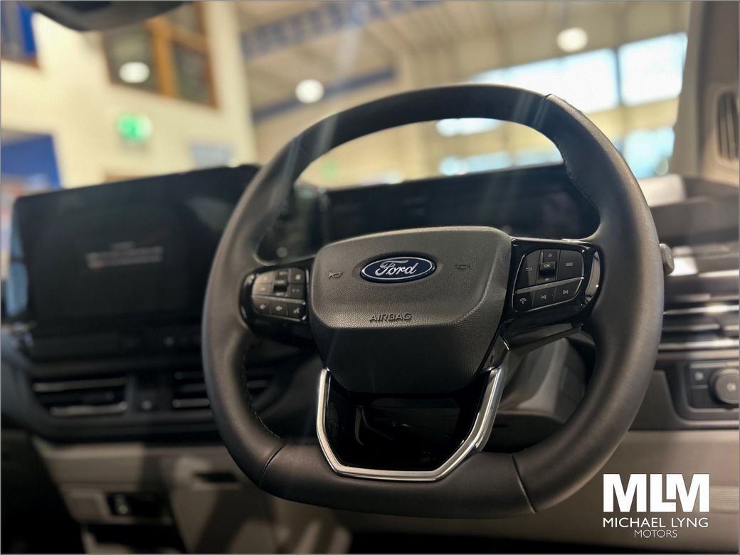 2026 Ford Tourneo Custom