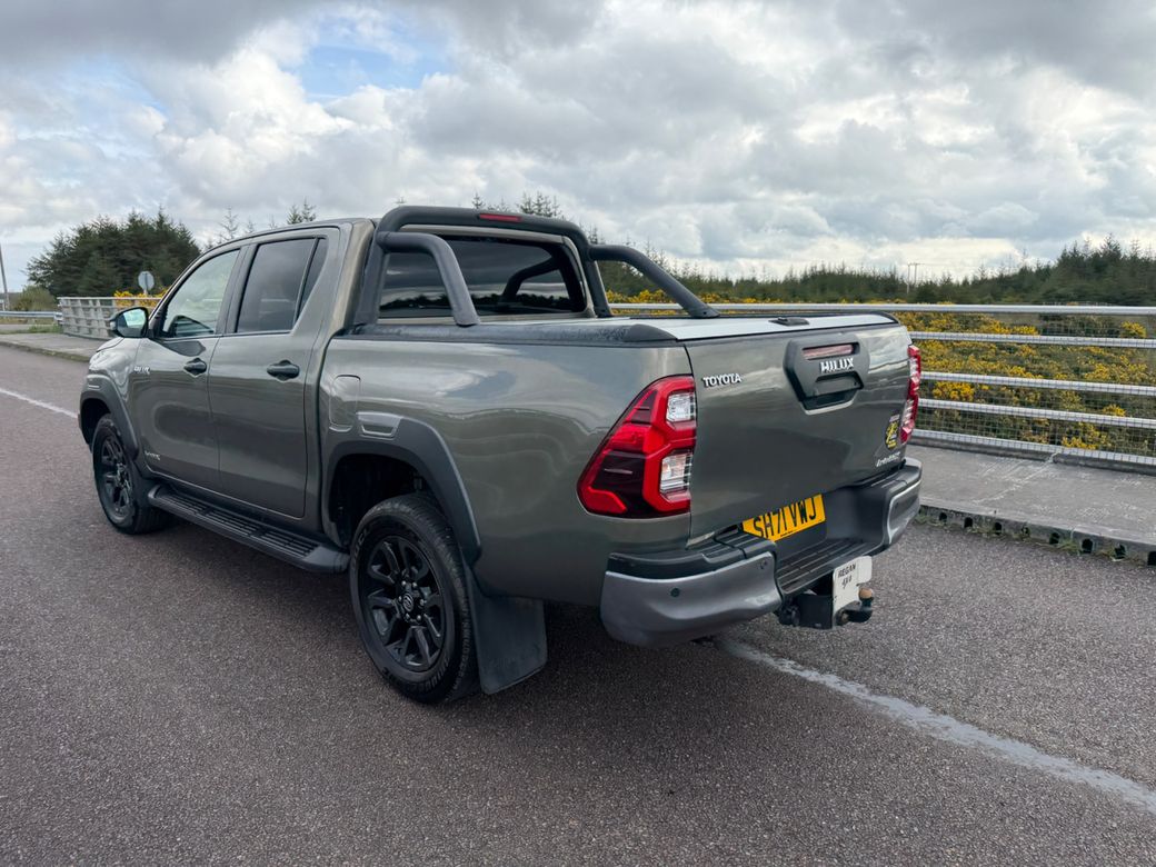 2022 Toyota Hilux